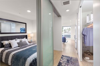 Vida Seattle - Photo Gallery 9